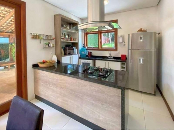 Imagem Casa com 3 Quartos à Venda, 310 m² em Chácara Das Candeias - Carapicuíba Imagem Casa com 3 Quartos à Venda, 310 m² em Chácara Das Candeias - Carapicuíba