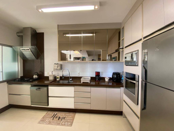 Imagem Apartamento com 3 Quartos à Venda, 310 m² em Centro - Balneário Camboriú Imagem Apartamento com 3 Quartos à Venda, 310 m² em Centro - Balneário Camboriú
