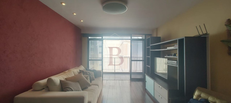 Imagem Imóvel com 3 Quartos à Venda, 150 m² em Icaraí - Niterói Imagem Imóvel com 3 Quartos à Venda, 150 m² em Icaraí - Niterói