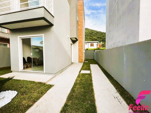 Imagem Casa com 2 Quartos à Venda, 106 m² em Ribeirão Da Ilha - Florianópolis Imagem Casa com 2 Quartos à Venda, 106 m² em Ribeirão Da Ilha - Florianópolis