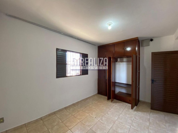 Imagem Casa com 2 Quartos à Venda, 353 m² em Vila São Vicente - Uberaba Imagem Casa com 2 Quartos à Venda, 353 m² em Vila São Vicente - Uberaba
