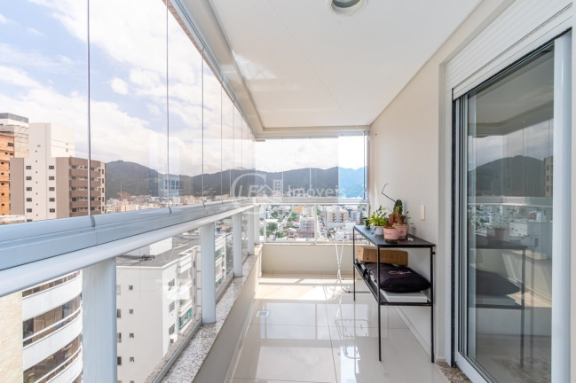 Imagem Cobertura com 4 Quartos à Venda, 215 m² em Centro - Balneário Camboriú