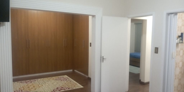 Imagem Casa com 3 Quartos à Venda, 184 m² em Centro - Suzano