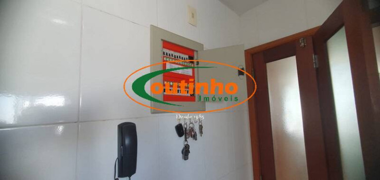 Imagem Apartamento com 2 Quartos à Venda, 65 m² em Tijuca - Rio De Janeiro Imagem Apartamento com 2 Quartos à Venda, 65 m² em Tijuca - Rio De Janeiro