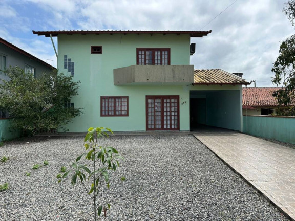 Imagem Casa com 3 Quartos à Venda, 250 m² em Centro - Balneário Barra Do Sul Imagem Casa com 3 Quartos à Venda, 250 m² em Centro - Balneário Barra Do Sul