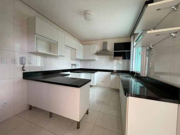 Imagem Casa com 3 Quartos à Venda, 220 m² em Boa Vista - Vitória Da Conquista Imagem Casa com 3 Quartos à Venda, 220 m² em Boa Vista - Vitória Da Conquista