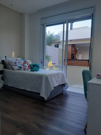 Imagem Casa com 3 Quartos à Venda, 187 m² em Pedra Branca - Palhoça