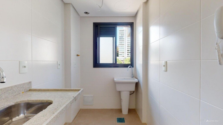 Imagem Imóvel com 2 Quartos à Venda, 142 m² em Bela Vista - Porto Alegre Imagem Imóvel com 2 Quartos à Venda, 142 m² em Bela Vista - Porto Alegre