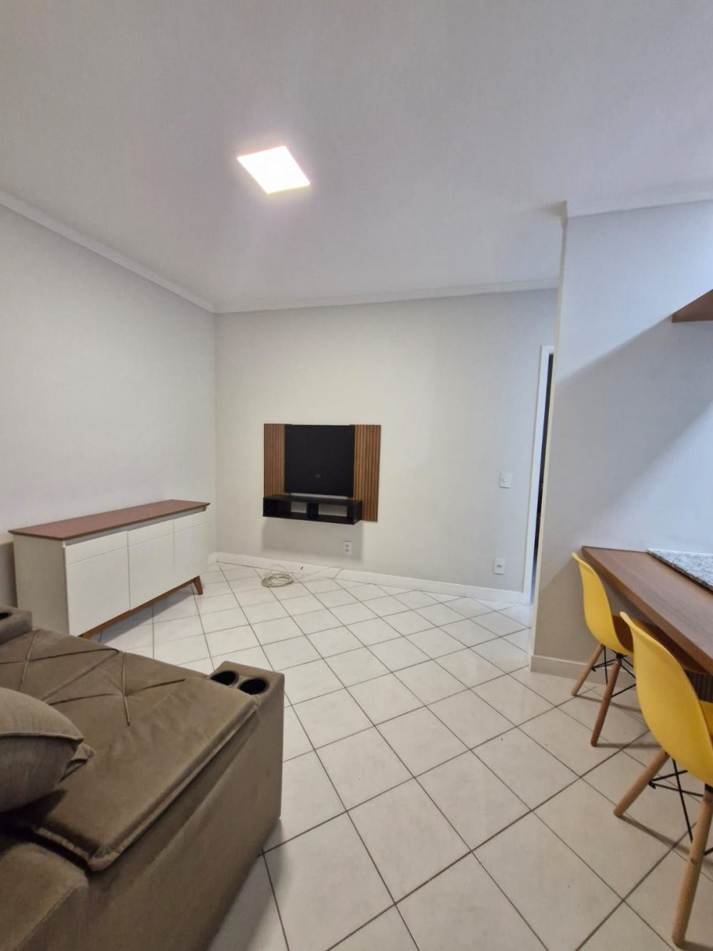 Imagem Apartamento com 1 Quarto para Alugar, 350 m² em Vila Maracy - Bauru