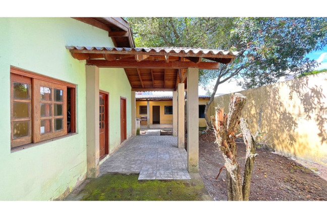 Imagem Casa com 3 Quartos à Venda, 289 m² em Petrópolis - Porto Alegre