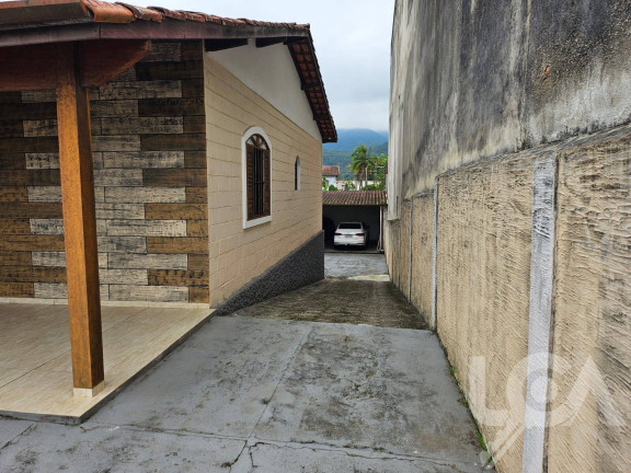 Imagem Casa com 3 Quartos à Venda, 160 m² em Massaguaçu - Caraguatatuba Imagem Casa com 3 Quartos à Venda, 160 m² em Massaguaçu - Caraguatatuba