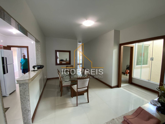 Imagem Casa com 3 Quartos à Venda, 260 m² em Parque Turf Club - Campos Dos Goytacazes