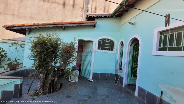 Imagem Casa com 3 Quartos à Venda, 218 m² em Vila Sao Jose - Taubaté