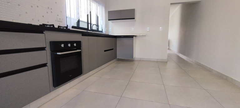 Imagem Casa com 3 Quartos à Venda, 155 m² em Jardim Do Lago - Atibaia Imagem Casa com 3 Quartos à Venda, 155 m² em Jardim Do Lago - Atibaia