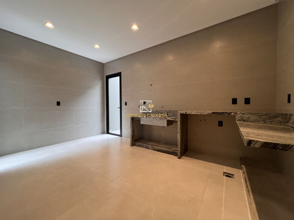 Imagem Casa com 5 Quartos à Venda, 448 m² em Chácaras Caiçaras - Patos De Minas Imagem Casa com 5 Quartos à Venda, 448 m² em Chácaras Caiçaras - Patos De Minas