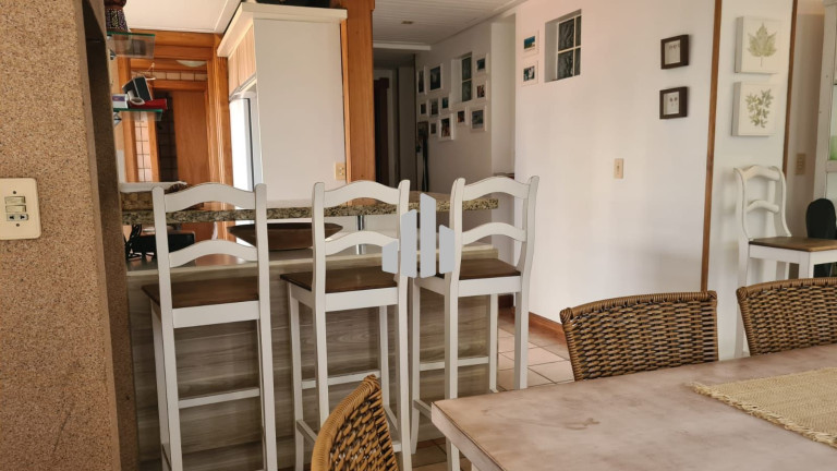 Imagem Apartamento com 3 Quartos à Venda, 108 m² em Predial - Torres