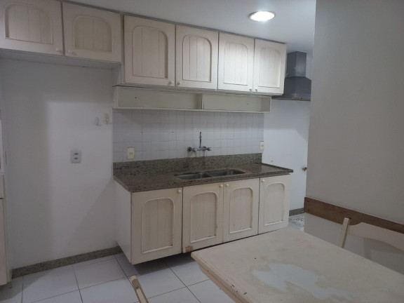 Imagem Apartamento com 3 Quartos à Venda, 135 m² em Lagoa - Rio De Janeiro Imagem Apartamento com 3 Quartos à Venda, 135 m² em Lagoa - Rio De Janeiro