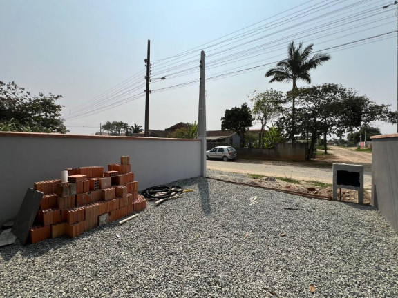 Imagem Casa com 2 Quartos à Venda, 47 m² em Centro - Balneário Barra Do Sul