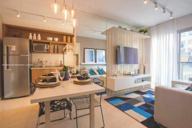 Imagem Apartamento com 2 Quartos à Venda, em Centro - Rio De Janeiro Imagem Apartamento com 2 Quartos à Venda, em Centro - Rio De Janeiro