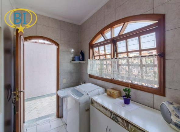 Imagem Sobrado com 3 Quartos à Venda, 276 m² em Jardim Guairaca - São Paulo