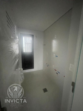 Imagem Apartamento com 4 Quartos à Venda, 132 m² em Centro - Balneário Camboriú Imagem Apartamento com 4 Quartos à Venda, 132 m² em Centro - Balneário Camboriú