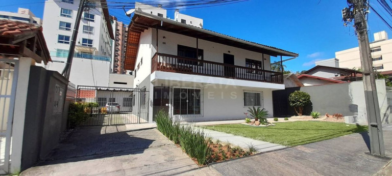 Imagem Apartamento com 3 Quartos para Alugar, 100 m² em Vila Nova - Blumenau Imagem Apartamento com 3 Quartos para Alugar, 100 m² em Vila Nova - Blumenau