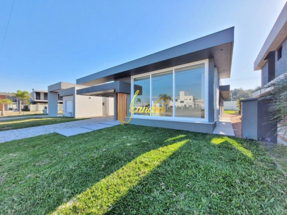 Imagem Casa de Condomínio com 4 Quartos à Venda, 2.400 m² em Capao Novo Posto 9 Village - Capão Da Canoa Imagem Casa de Condomínio com 4 Quartos à Venda, 2.400 m² em Capao Novo Posto 9 Village - Capão Da Canoa
