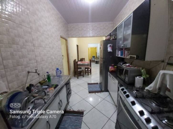 Imagem Casa com 2 Quartos à Venda, 70 m² em Castolira - Pindamonhangaba Imagem Casa com 2 Quartos à Venda, 70 m² em Castolira - Pindamonhangaba