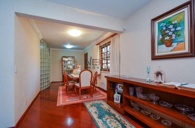 Imagem Casa com 4 Quartos à Venda, 225 m² em Pilarzinho - Curitiba