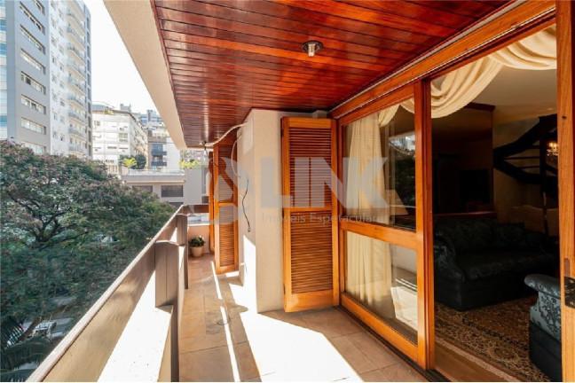 Imagem Imóvel com 3 Quartos à Venda, 227 m² em Bela Vista - Porto Alegre