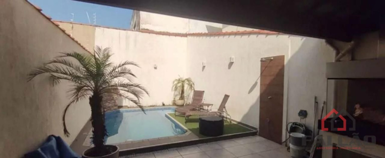 Sobrado com 4 Quartos à Venda, 154 m² em Canto Do Forte - Praia Grande