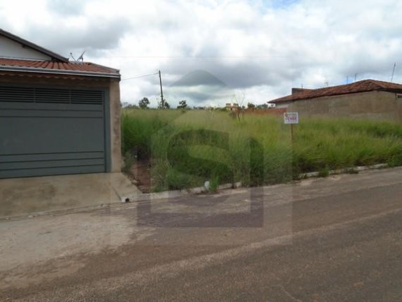 Imagem Terreno à Venda, 250 m² em Residencial Cedro - Botucatu