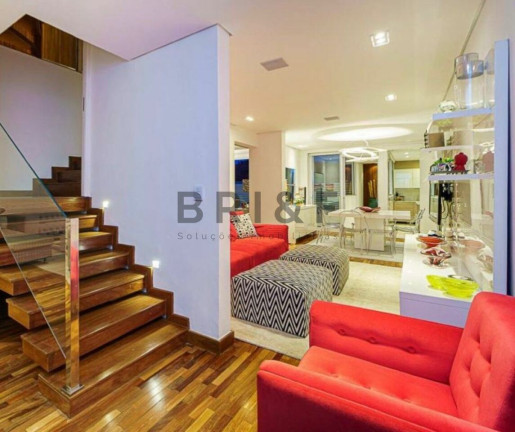 Imagem Casa com 3 Quartos à Venda, 550 m² em Pacaembu - São Paulo