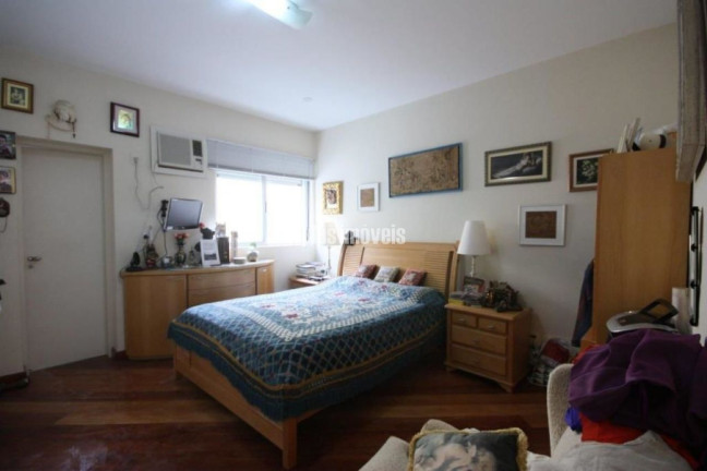 Imagem Casa com 5 Quartos à Venda, 250 m² em Jardim Paulista - São Paulo