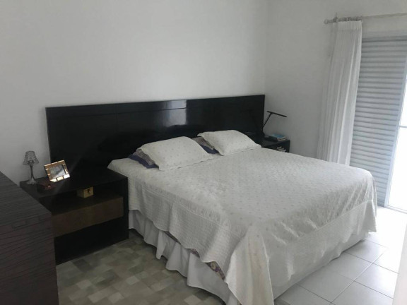 Imagem Casa com 5 Quartos à Venda, em Enseada - Guarujá Imagem Casa com 5 Quartos à Venda, em Enseada - Guarujá