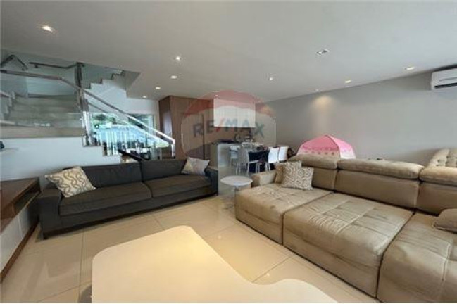 Imagem Casa de Condomínio com 6 Quartos à Venda, 400 m² em Barra Da Tijuca - Rio De Janeiro Imagem Casa de Condomínio com 6 Quartos à Venda, 400 m² em Barra Da Tijuca - Rio De Janeiro