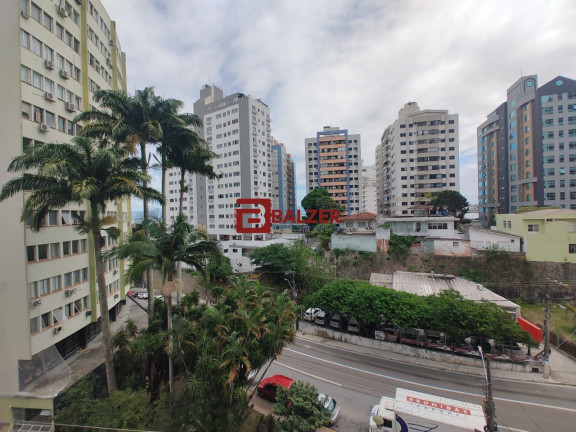 Imagem Apartamento com 2 Quartos à Venda, 75 m² em Centro - Florianópolis