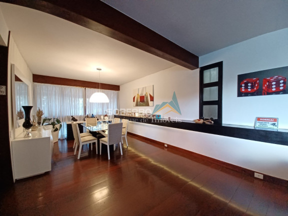 Imagem Casa com 5 Quartos à Venda, 333 m² em Alto - Teresópolis