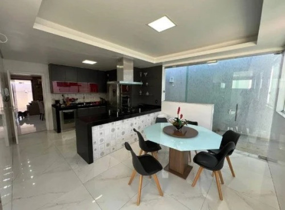 Imagem Casa com 4 Quartos à Venda, 360 m² em R$1.200.000,00 // Santa Mônica - Belo Horizonte Imagem Casa com 4 Quartos à Venda, 360 m² em R$1.200.000,00 // Santa Mônica - Belo Horizonte