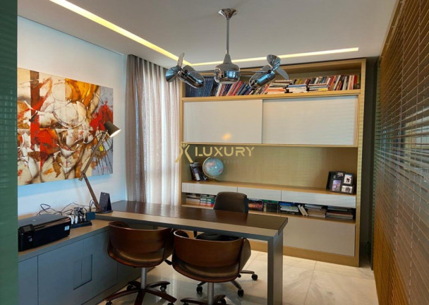Imagem Imóvel com 4 Quartos à Venda, 305 m² em Belvedere - Belo Horizonte