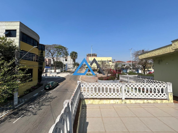 Imagem Casa com 4 Quartos à Venda, 220 m² em Região Central - Caieiras