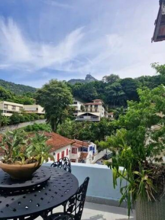 Imagem Casa com 7 Quartos à Venda, 1.040 m² em Cosme Velho - Rio De Janeiro Imagem Casa com 7 Quartos à Venda, 1.040 m² em Cosme Velho - Rio De Janeiro