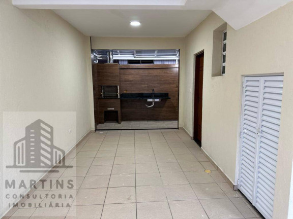 Imagem Casa com 3 Quartos à Venda, em Boqueirão - Santos Imagem Casa com 3 Quartos à Venda, em Boqueirão - Santos