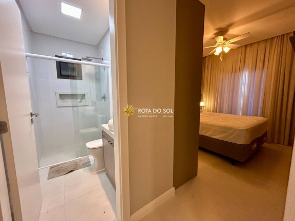 Imagem Apartamento com 2 Quartos à Venda, 75 m² em Centro - Bombinhas