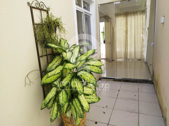 Imagem Sobrado com 4 Quartos à Venda, 160 m² em Lagoa Redonda - Fortaleza