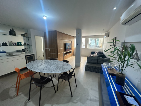 Imagem Imóvel com 2 Quartos à Venda, 85 m² em Leblon - Rio De Janeiro Imagem Imóvel com 2 Quartos à Venda, 85 m² em Leblon - Rio De Janeiro
