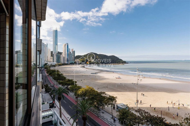 Imagem Apartamento com 3 Quartos para Alugar, 150 m² em Centro - Balneário Camboriú Imagem Apartamento com 3 Quartos para Alugar, 150 m² em Centro - Balneário Camboriú
