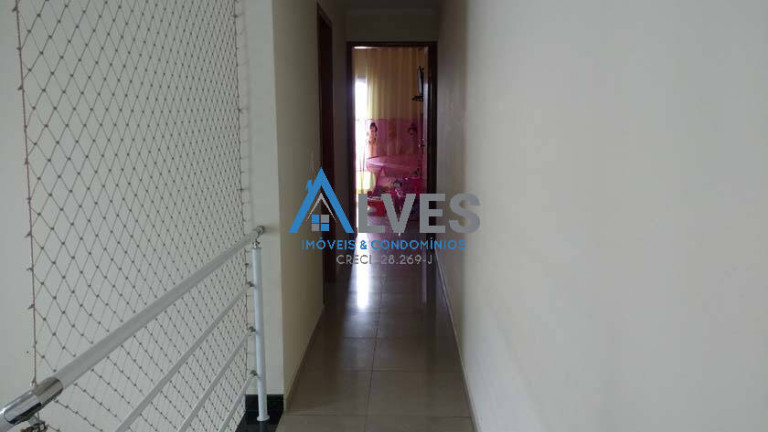 Imagem Casa com 4 Quartos à Venda, 245 m² em Parque Jaçatuba - Santo André