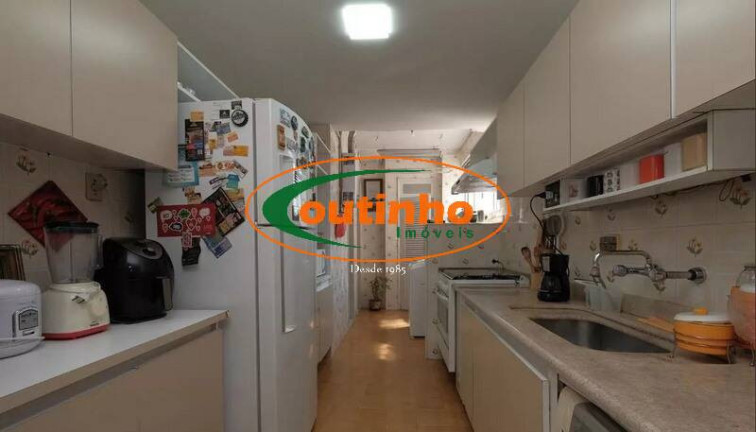Imagem Apartamento com 4 Quartos à Venda, 140 m² em Tijuca - Rio De Janeiro Imagem Apartamento com 4 Quartos à Venda, 140 m² em Tijuca - Rio De Janeiro