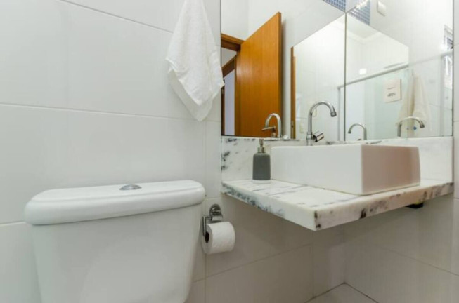 Imagem Casa com 3 Quartos para Alugar, 136 m² em Gonzaga - Santos